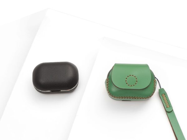 Bang Olufsen Beoplay Leather Headphone Case SEN2024382 1