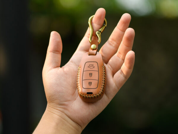 Hyundai Kona Key Fob Leather Case SEN2024297 2