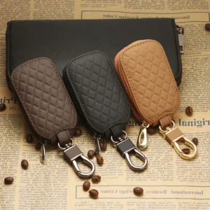 kf S684378f5acf0449ca481ff8c05c4e85br 1Pcs Leather Key Holder Minimalist Keychain Case Wallet Key Storage Case Key Protector Large capacity Multifunctional